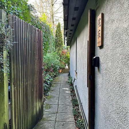 The Wabi Sabi Sanctuary Official Japanese Style Home With Hot Tub Between Farnham And Hindhead Exterior photo