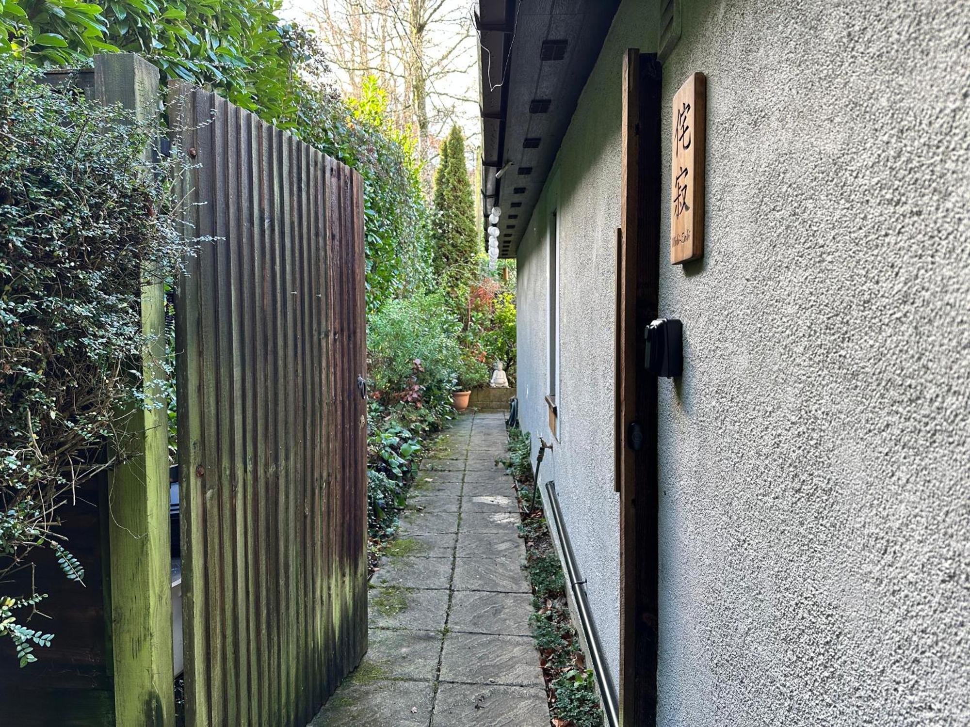 The Wabi Sabi Sanctuary Official Japanese Style Home With Hot Tub Between Farnham And Hindhead Exterior photo